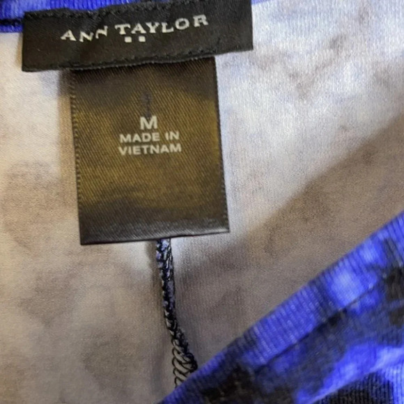ANN TAYLOR Ruched Tied Waist Dress Blue Print Draped Dolman Sleeve Size M - Picture 8 of 11